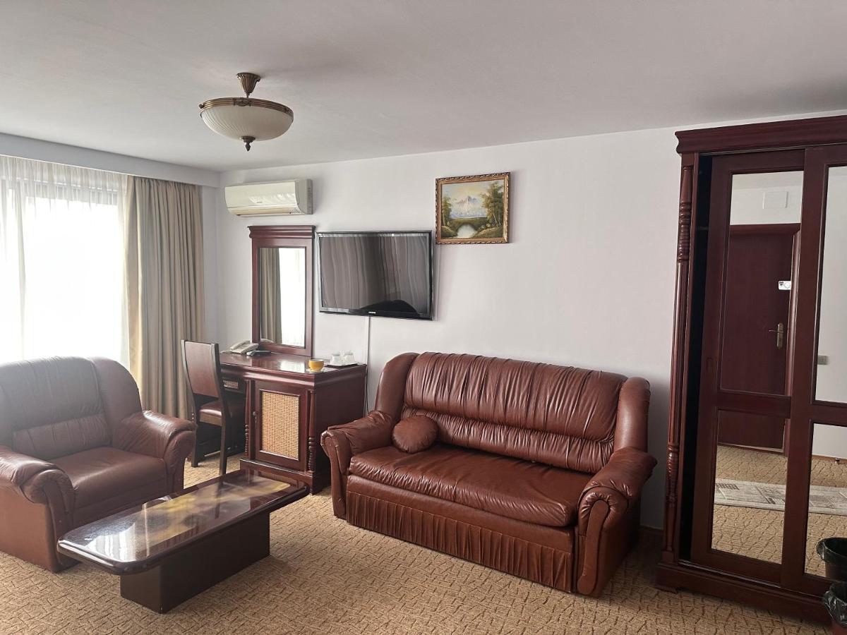 Hotel Bliss Bucureşti Ngoại thất bức ảnh
